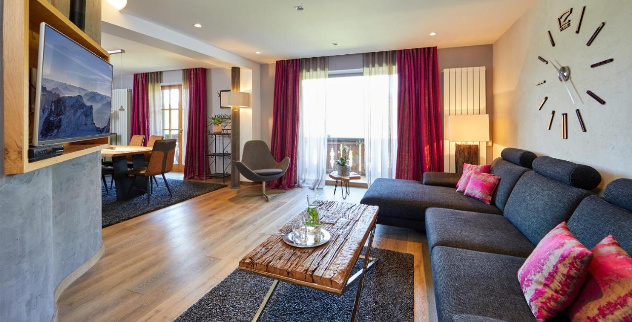 Landhotel Zum Bad Krün Εξωτερικό φωτογραφία