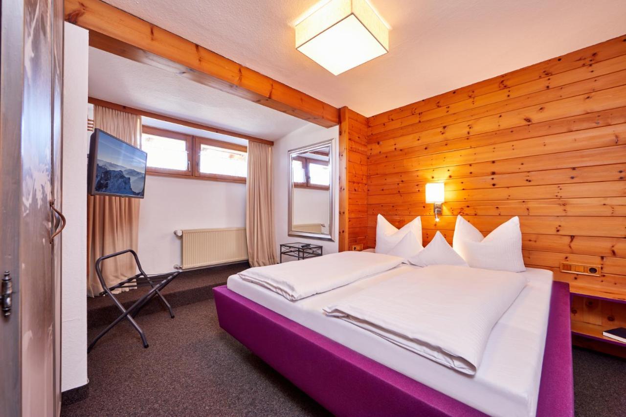 Landhotel Zum Bad Krün Εξωτερικό φωτογραφία