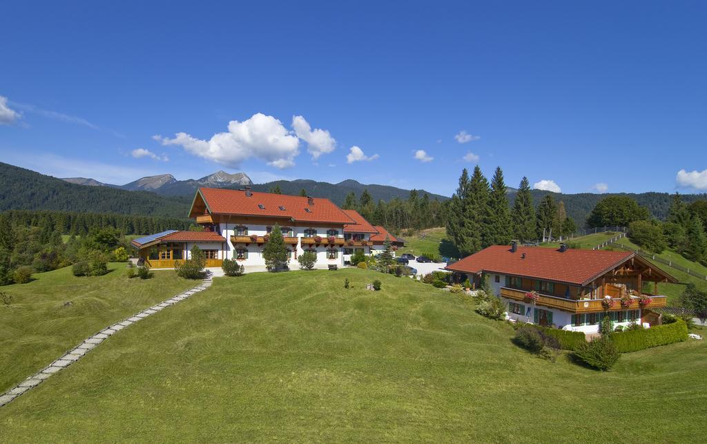 Landhotel Zum Bad Krün Εξωτερικό φωτογραφία
