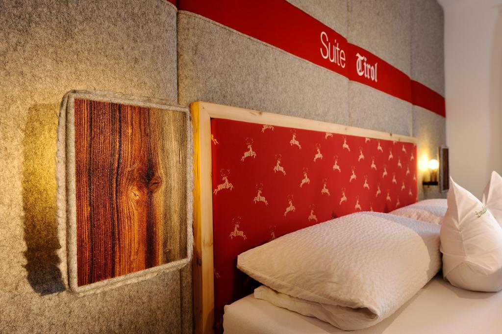 Landhotel Zum Bad Krün Εξωτερικό φωτογραφία